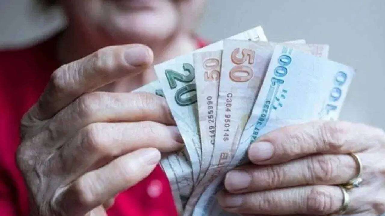 SGK Uzmanı Özgür Erdursun 'Kesin' diyerek tarih verdi: Emekli maaşına ek zam geliyor! 1